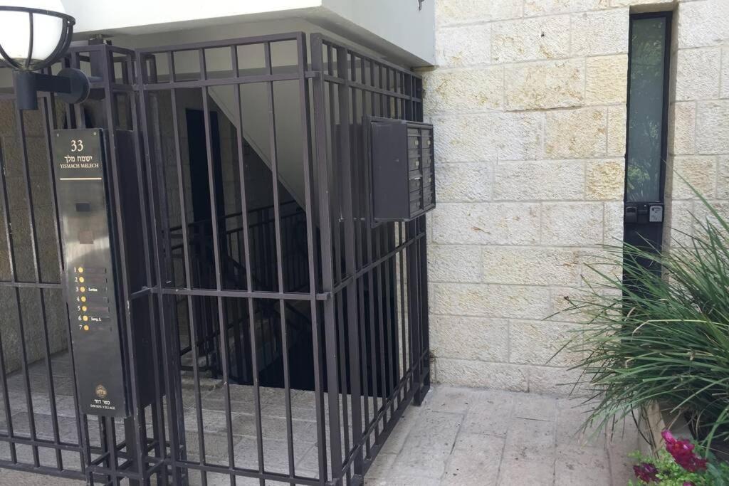 Mamilla Pool - David'S Village - Jerusalem-Rent Экстерьер фото